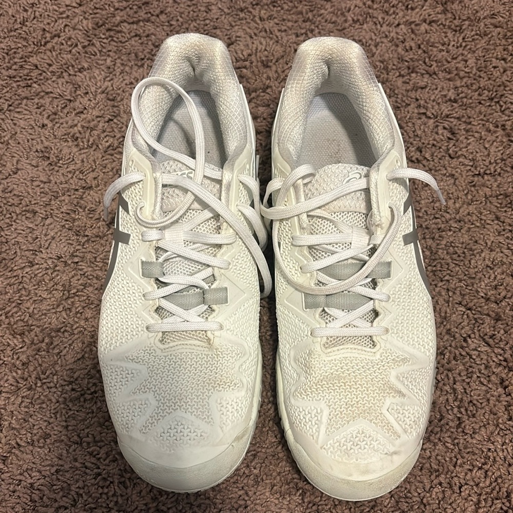ASICS Gel Resolution 8